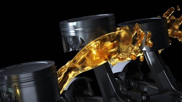 You are currently viewing Synthetic Oil vs. Conventional Oil: Which Should You Consider for Engine Performance?